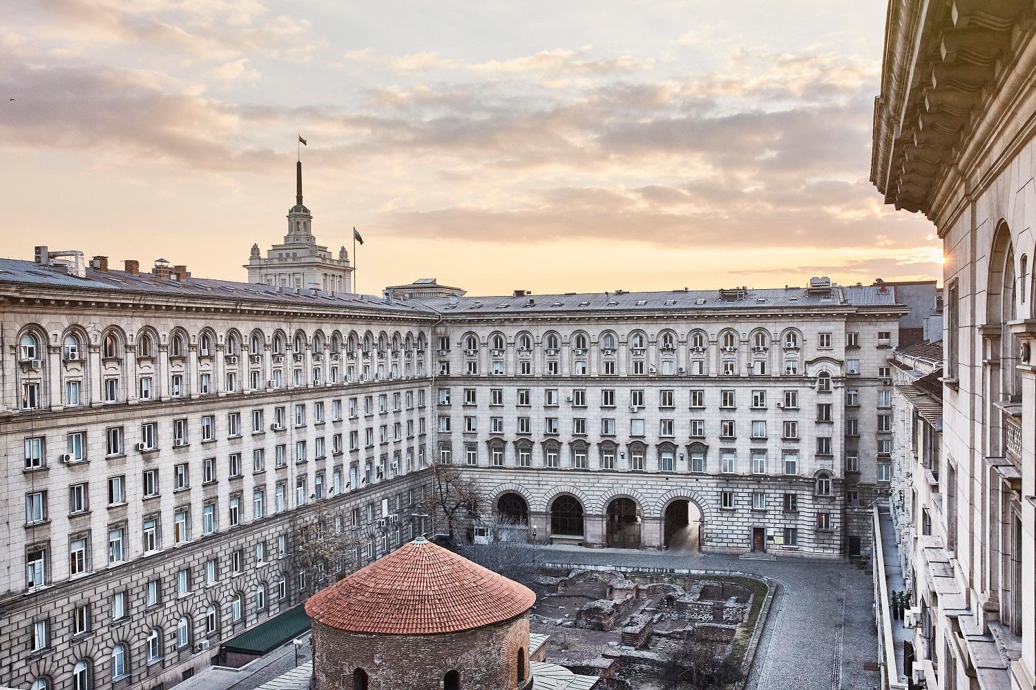 Sofia Balkan Palace מראה חיצוני תמונה The headquarters of the Bulgarian National Bank in Sofia